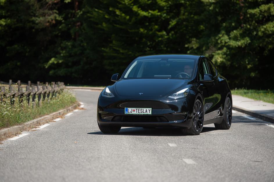 Tesla model Y