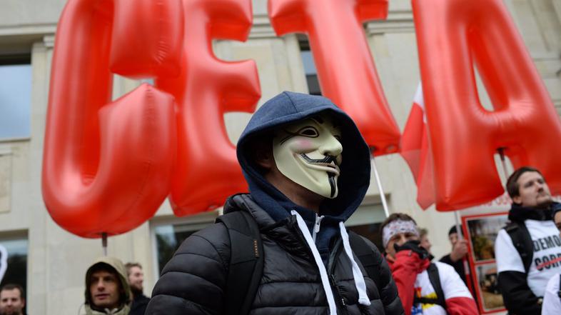 Protest na Poljskem proti sprejemu sporazuma CETA