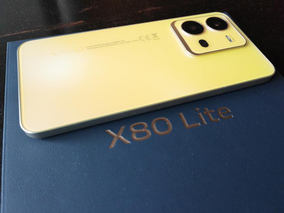 Vivo X 80 Lite | Avtor: D. J.