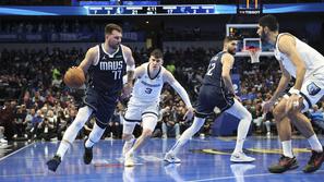 Luka Dončić Mavs Grizzlies