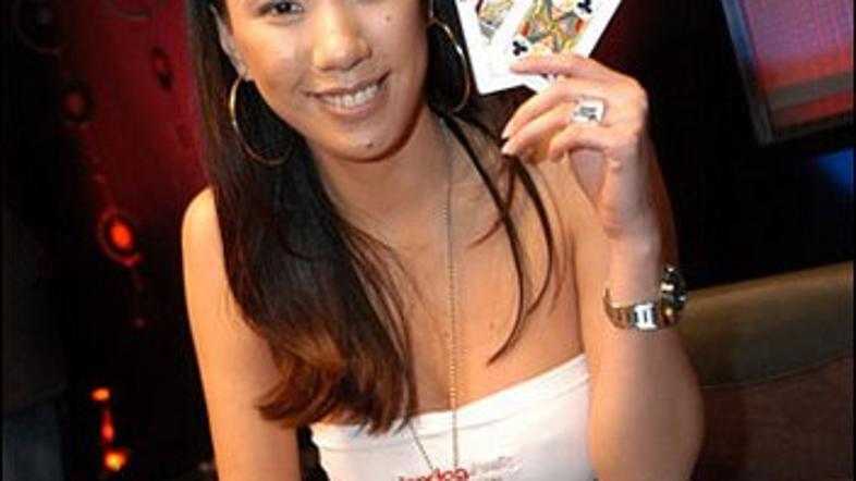 Evelyn Ng (Foto: hottest-poker-babes.blogspot.com)