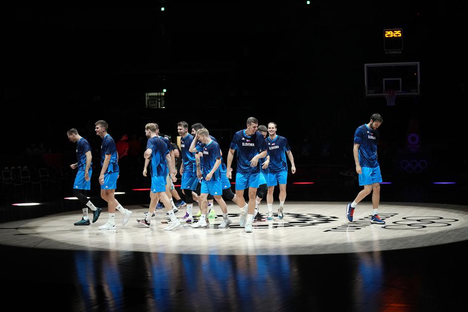 slovenska košarkarska reprezentanca Tokio 2020 | Avtor: Reševalni pas/Twitter