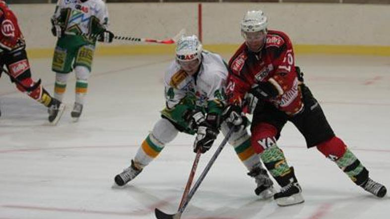 Vsi nestrpno čakajo na derbi Olimpije in Jesenic. Vendar bodo oboji morala prej 