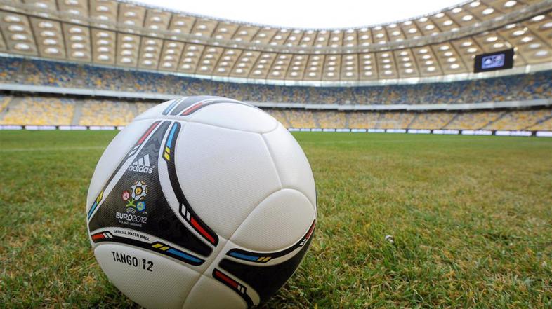 žreb euro 2012 žoga