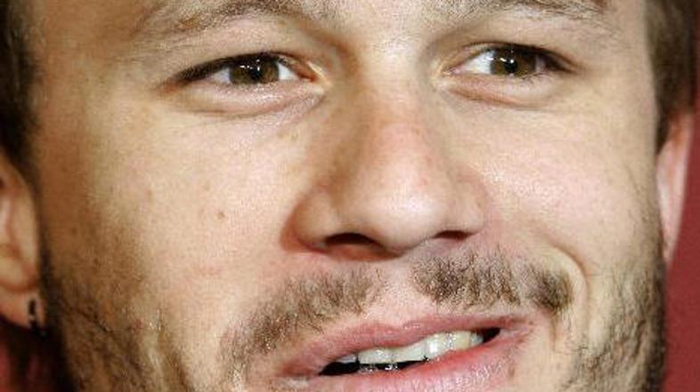 Zvezdnikova smrt je prizadela in razjezila meščane Pertha.