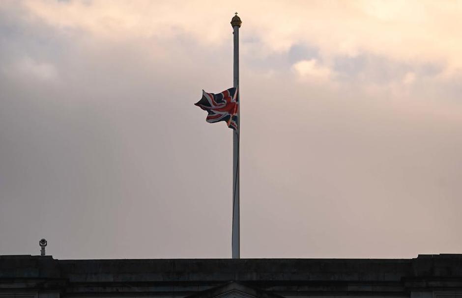 Elizabeta II. smrt žalovanje | Avtor: Epa