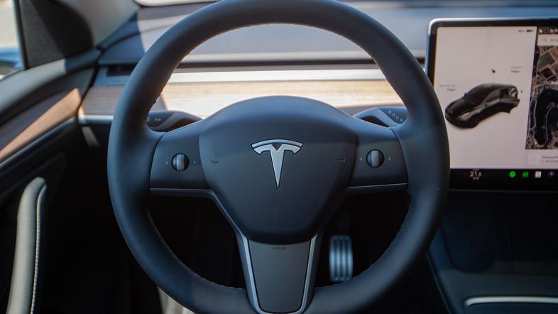 Tesla model Y