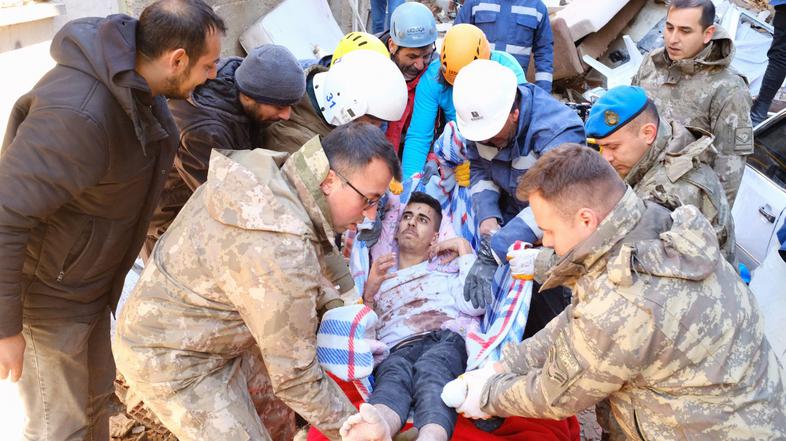 potres Turčija reševanje