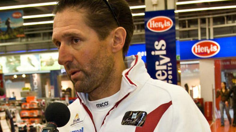 Andrea Massi upa, da bodo do konca tega tedna s sponzorji podpisali še kakšno po