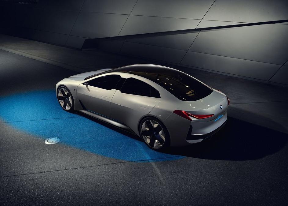 BMW i Vision Dynamics