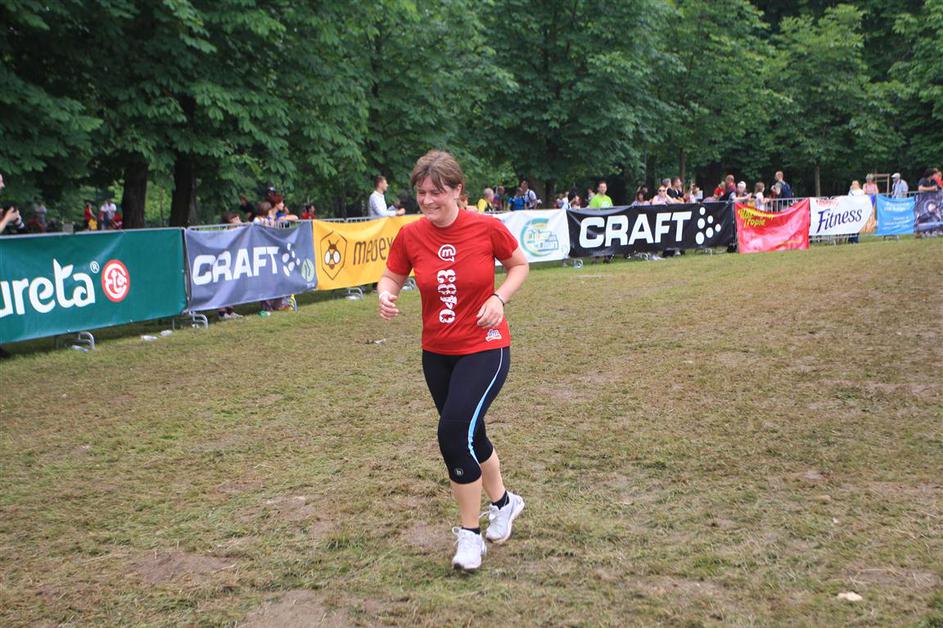 Če želite visokoresolucijsko fotografijo, nam pošljite elektronsko sporočilo na 