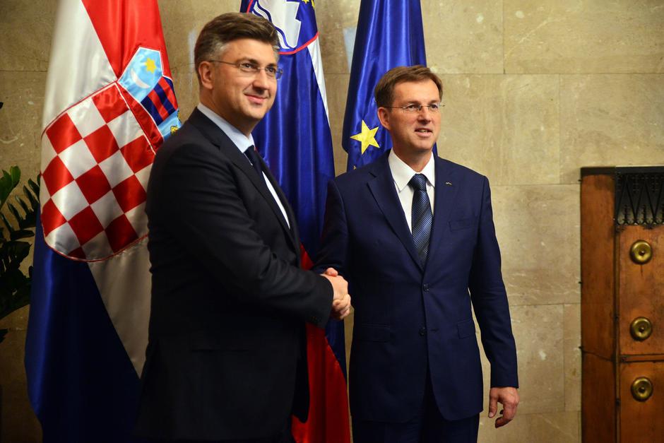 Srečanje Mira Cerarja in Andreja Plenkovića | Avtor: Profimedia