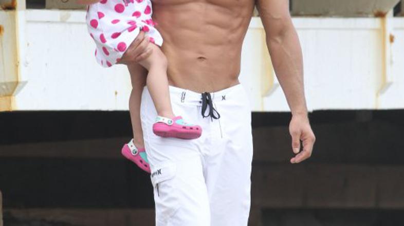 Mario Lopez Gia Lopez