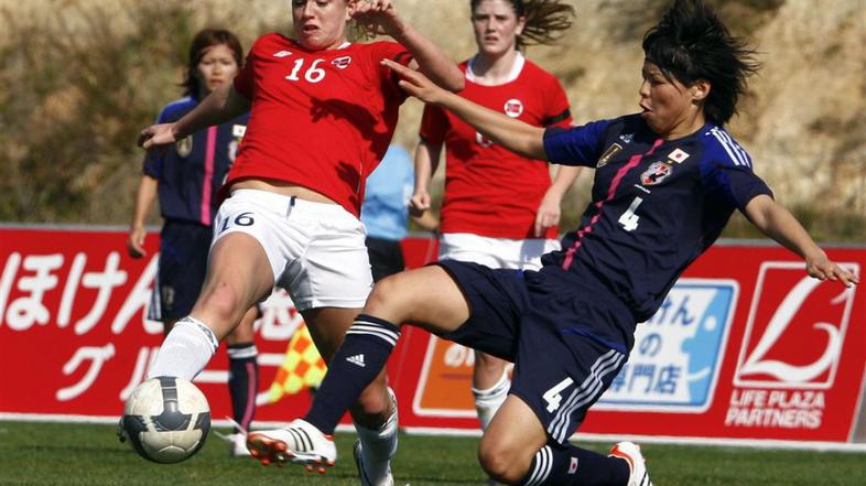 Kumagai Norveška Japonska Elise Thorsnes Algarve Cup Portugalska
