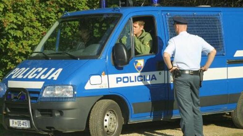 policija