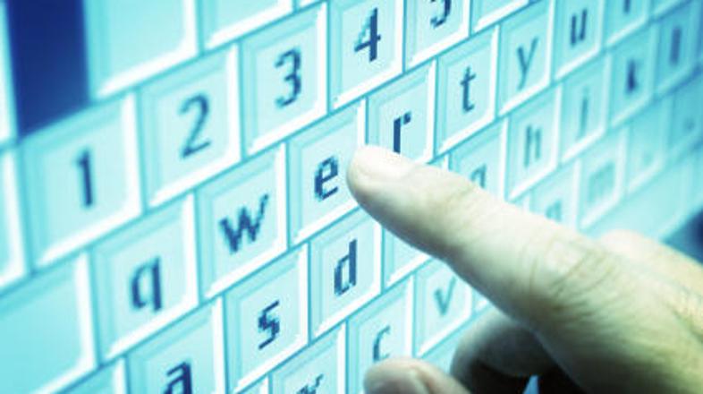 Po napovedih Billa Gatesa naj bi v prihodnjih petih letih zasloni na dotik v kom