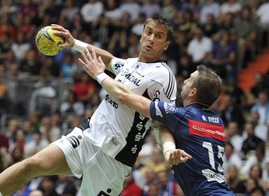 Momir Ilić si nekoč želi zaživeti v Sloveniji. (Foto: EPA) | Avtor: Žurnal24 main