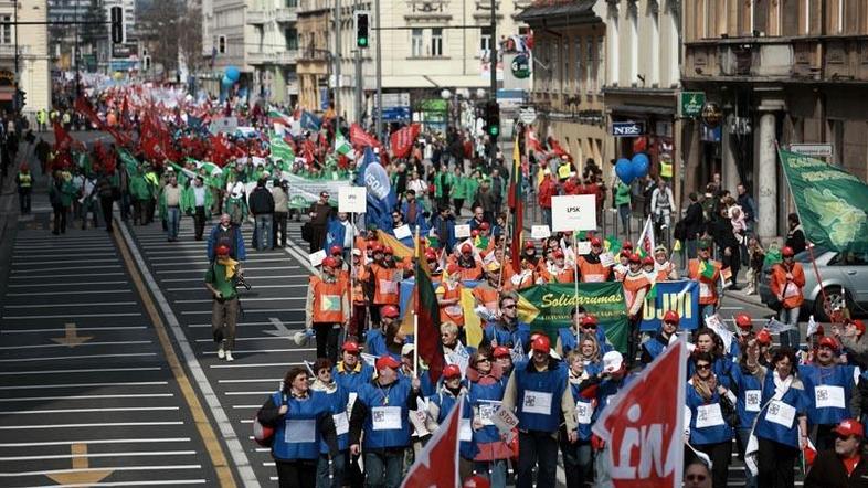 Vseevropske demonstracije so se še pred začetkom krize leta 2008 odvijale v Ljub