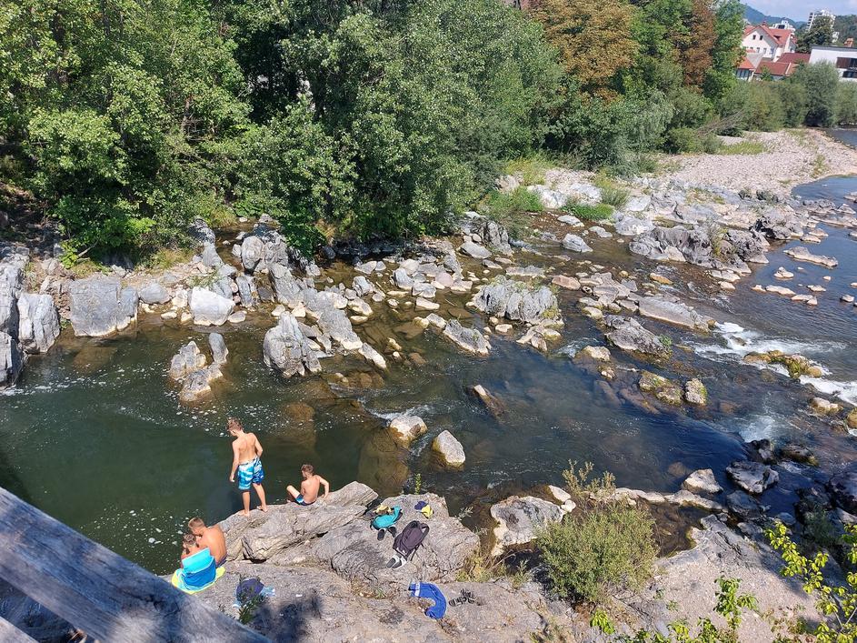 Poljanska Sora, Puštal, Škofja Loka
