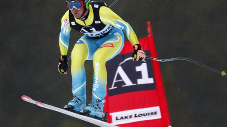 JermanLakeLouise_main_Action