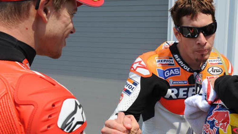 Bosta drugo leto dirkala na enakem motorju?