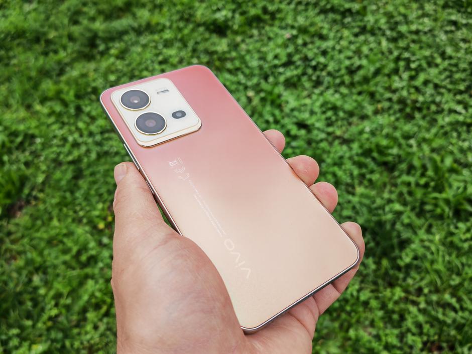 Vivo X 80 Lite | Avtor: D. J.