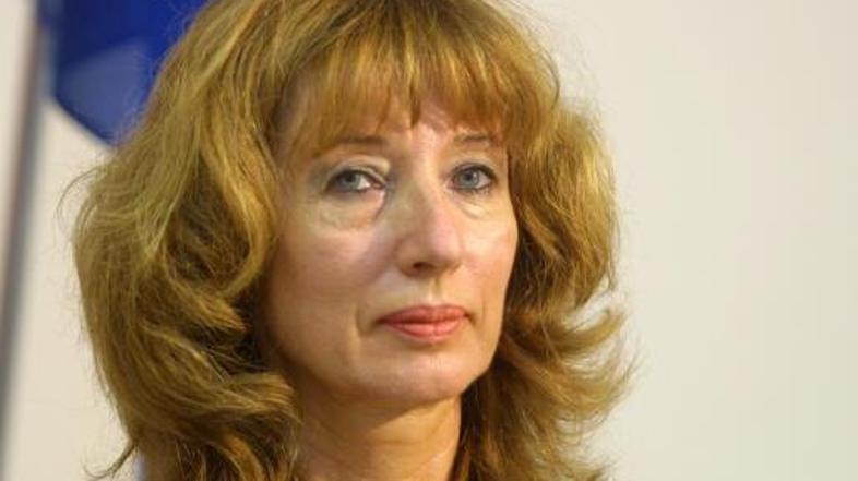 Vlada je na dopisni seji Mojco Škrinjar razrešila s položaja generalne direktori