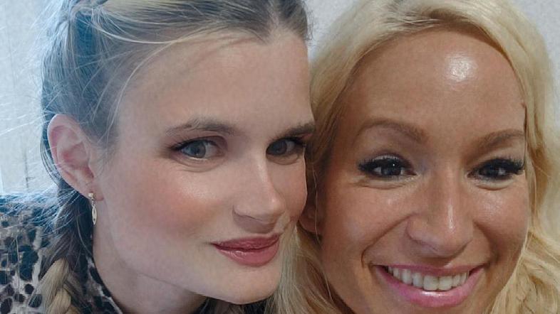 Doroteja Knehtl in Alya