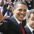 Ameriškega predsednika je pozdravila navdušena večtisočglava množica.