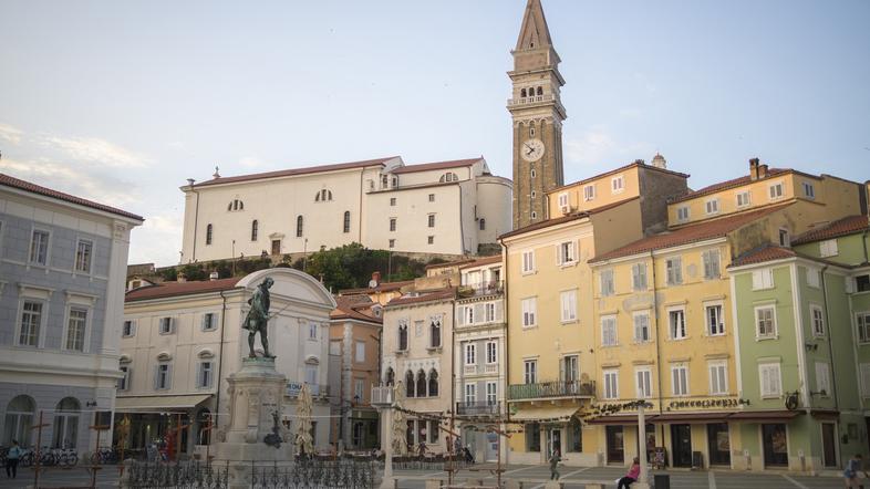 Piran Tartinijev trg