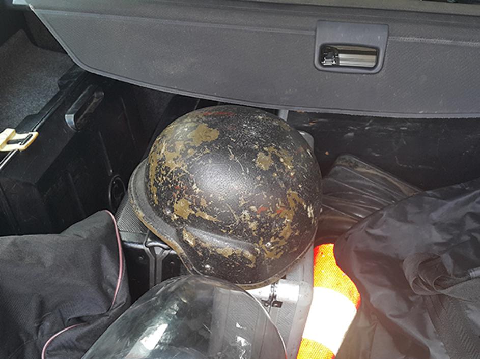 Dotrajana policijska oprema 