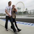 Jenson in Jessica letos v Suzuki. Letos sta bila nerazdružljiva. FOTO: Reuters