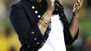 Jennifer počasi preboleva izgubo brata, mame in nečaka. (Foto: Reuters)