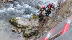 Vandalizem, Tržič, PGD Tržič, reka Tržiška Bistrica, spomenik
