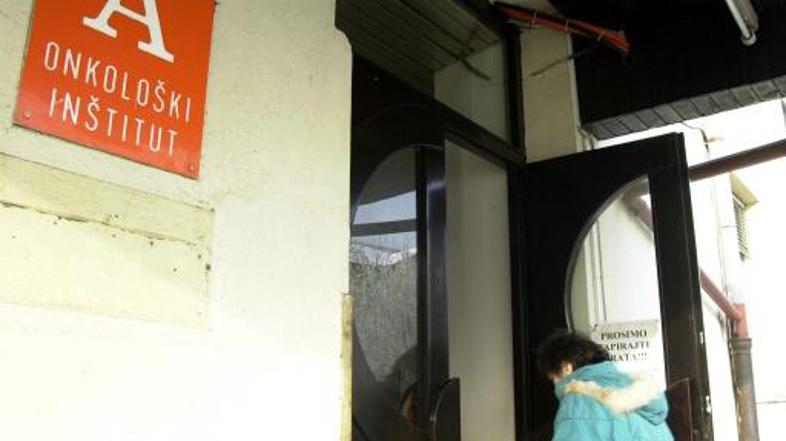 Arhiv Auerspergerjeve naj bi dal uničiti nekdanji generalni direktor Aljoša Roje