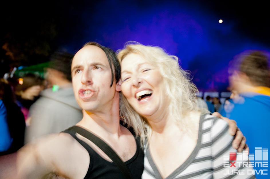 24 ur elektronike utripalo v Kranju