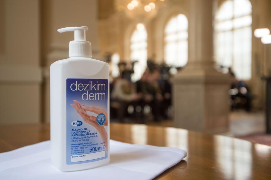 Razkužilo za roke | Avtor: Anže Petkovšek