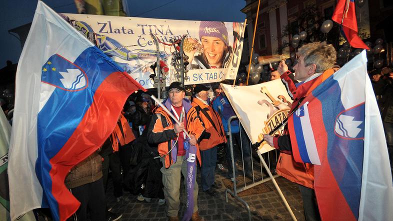 Tina Maze ima zveste in vztrajne privržence. (Foto: Anže Petkovšek)