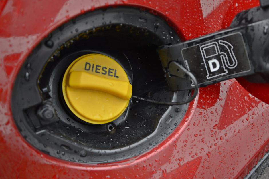 Gorivo | Avtor: Andrej Leban