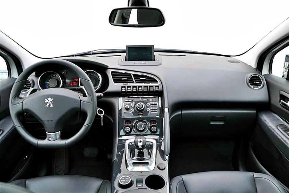 Peugeot 3008 Hybrid4 | Avtor: Gregor Prebil