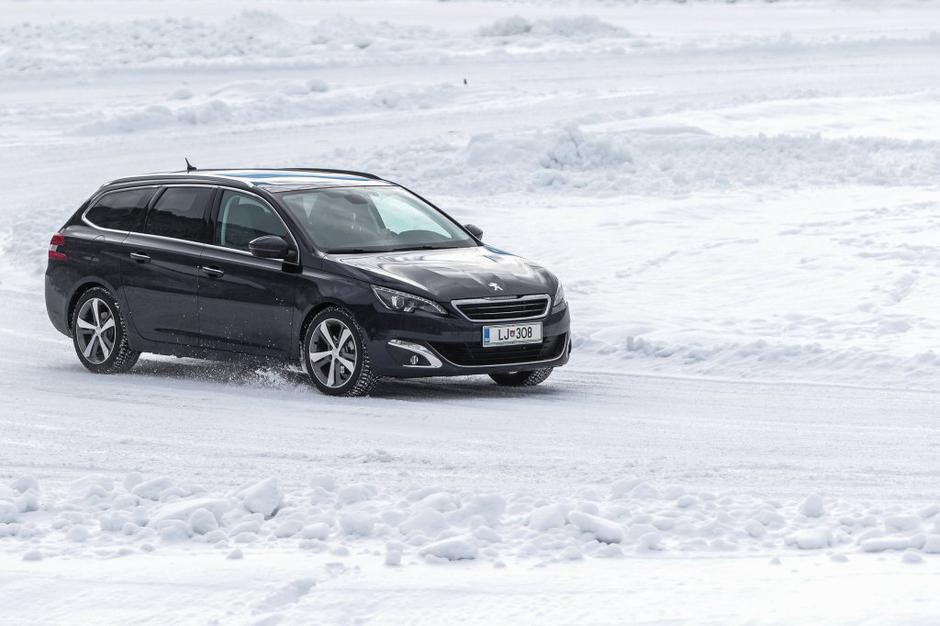 Trening vožnje po snegu | Avtor: Saša Despot