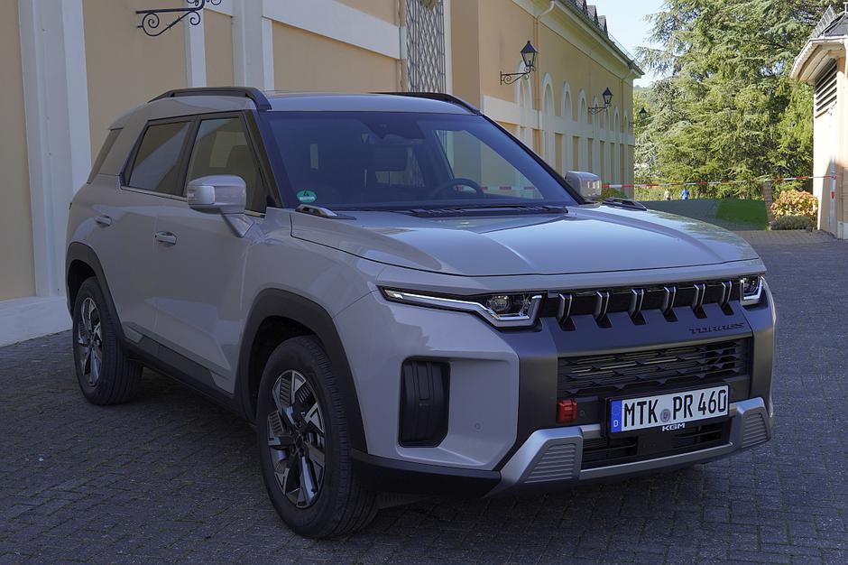 KGM nusso EV in KGM torres hybrid | Avtor: Matija_Janežič