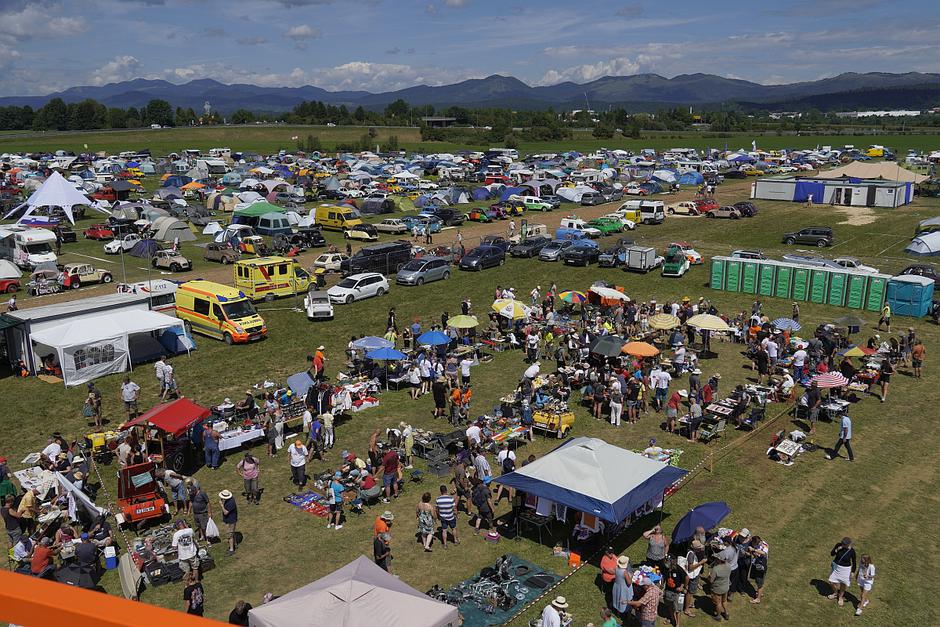 Svetovno srečanje citroën 2CV spaček Postojna | Avtor: Matija_Janežič