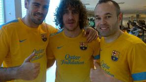 Valdes Puyol Iniesta Barcelona trening rojstni dan Facebook