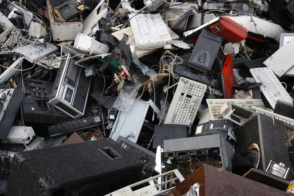 odpad elektronske opreme | Avtor: Profimedia