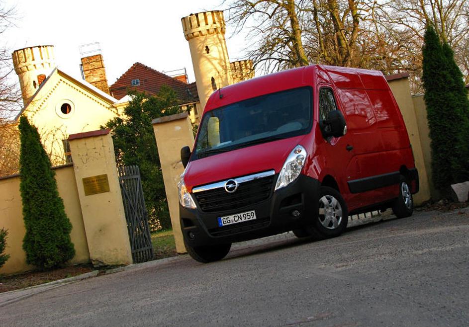 Prednosti movana so pestra paleta različic, izbira prednjega ali zadnjega pogona