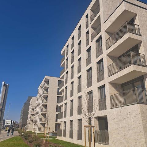 stanovanjska soseska Zvezna ulica najemna stanovanja Mol stanovanjski sklad