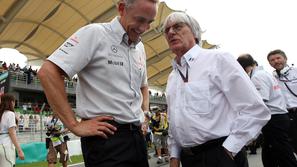 Ecclestone bo moral paziti na moštva, ki tuhtajo, kako prevzeti formulo 1. (Foto