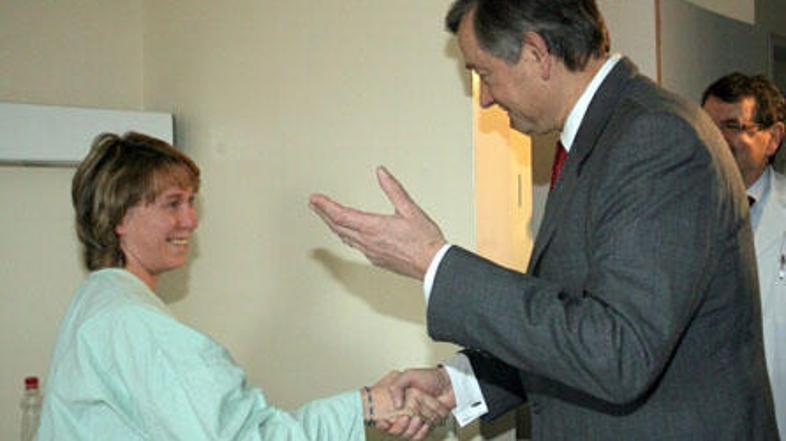 Predsednik Danilo Türk je čestital mamici male Lane.