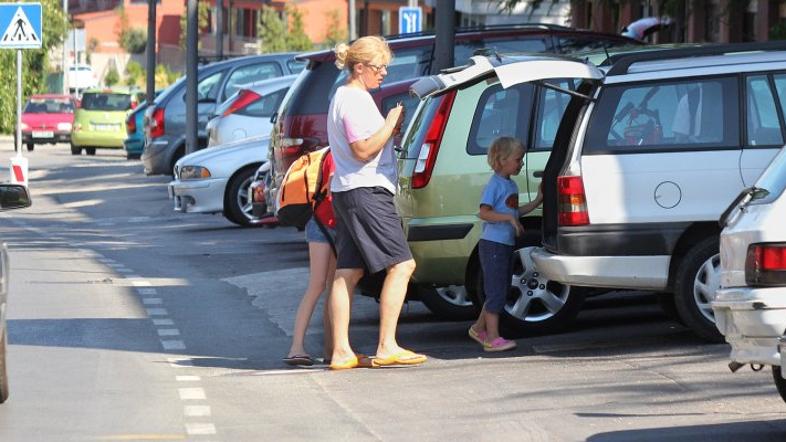 parkiranje, parkirišče